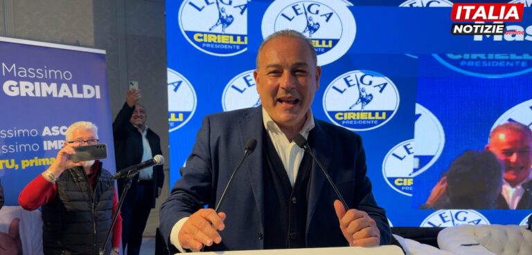 VIDEO Regionali, 800 persone all’apertura della campagna elettorale di Grimaldi: “Serietà e correttezza pagano sempre”. Zinzi: “Lega primo partito nel Casertano”