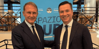 VIDEO Regionali, Roma fa il pienone al Cimarosa di Aversa: “Verso la vittoria”. Cirielli: “De Luca non ha messo un euro su Terra fuochi”