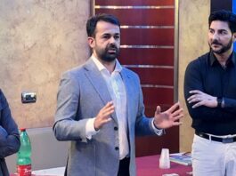 VIDEO Regionali, Stellato fa tappa a Santa Maria Capua Vetere: “Sulla sanità De Luca ha investito tutto nel Salernitano, penalizzata l’area sammaritana”