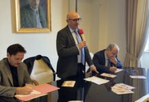 IL CARTELLONE Natale ad Aversa 2025, Matacena commissaria l’assessore Oliva e stila il programma degli eventi dopo il flop della passata edizione