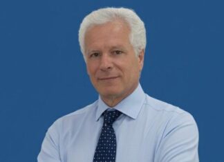 Cesa in Comune: “L’ennesima azione squallida del solito noto contro il giornalista De Michele”. Fiorillo: “Piena solidarietà a Mario”