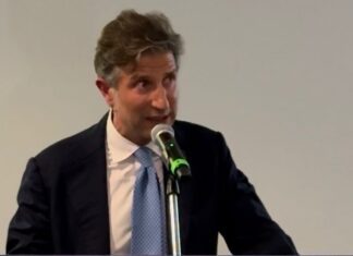 Lega Aversa, Orabona in linea con Carratù: “Al centrodestra serve una svolta vera per guardare avanti, no a rendite di posizione”