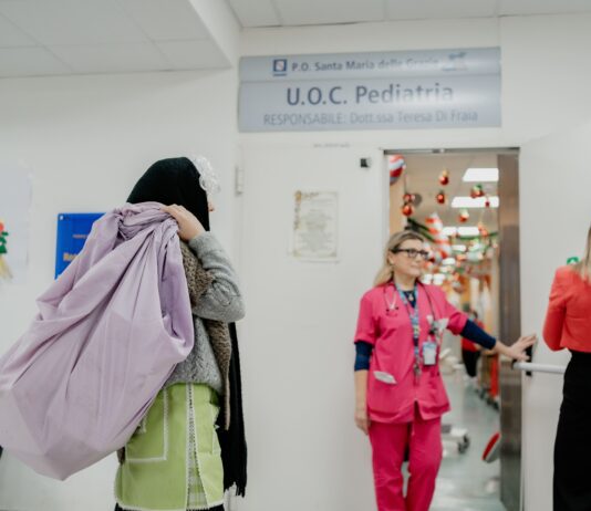 Gioia e speranza in Pediatria, Kiranet dona per l’Epifania giocattoli ai bimbi ricoverati al Santa Maria delle Grazie di Pozzuoli