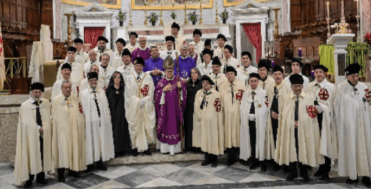 Cavalieri del Santo Sepolcro, celebrazione della Luce della Pace nella cattedrale di Caserta
