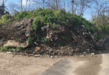 FOTOGALLERY Cesa, rifiuti pericolosi in via Fasci Siciliani: lavori in corso da oltre 5 anni. Si rischia di perdere il finanziamento