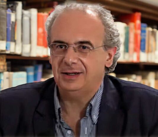 Aversa, la libreria Libriotheca annuncia la giuria del premio letterario “Insieme si cresce”. Pino Imperatore giurato d’onore