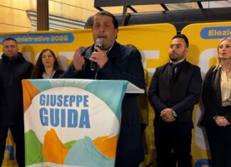 VIDEO Ricoloriamo Arienzo, bagno di folla all’inaugurazione del comitato. Guida: “Già raggiunti molti risultati, ma faremo ancora tanto”