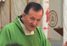 Comunali a Cesa, il parroco Schiavone ai candidati: “No all’odio”. Ma contro Fiorillo in azione la banda della Magliana 4.0