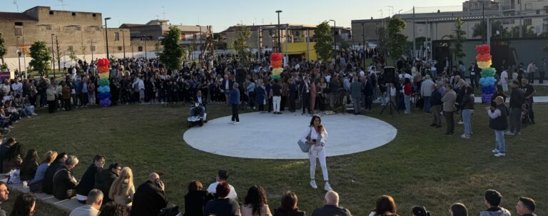 FOTO & ATTI Cesa, in migliaia all’apertura del Parco della Legalità. Ma è giallo sull’esito della gara e polemica sulla gestione ai privati