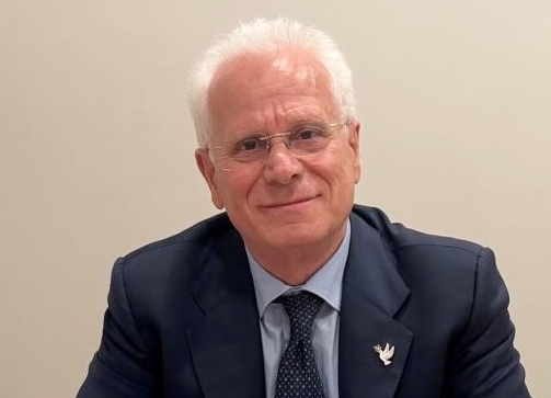 Comizio di Cesa in Comune, richiesta per sabato 9 maggio. Le accuse di Guida contro Fiorillo sdegnano i cittadini, possibili denunce