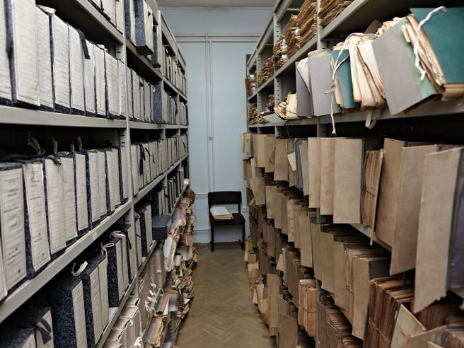 ORTA DI ATELLA, SACCO EDILIZIO BIS/2 Le Scia per sanare gli abusi e i palazzi-scheletro da ultimare, i soliti noti tornano alla carica