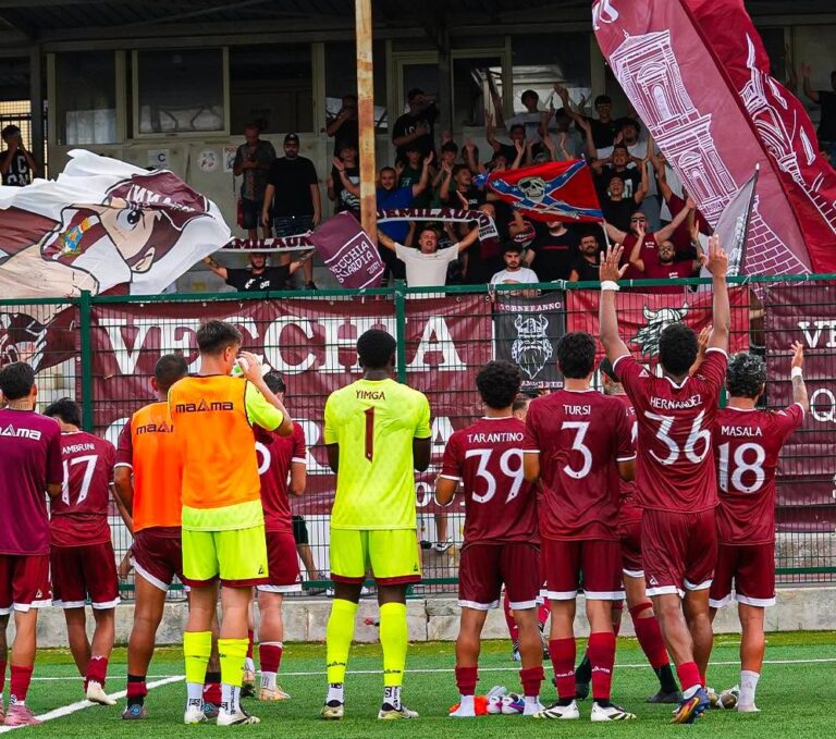 Stasera presentazione della Real Aversa in piazza Municipio. Buona la prima, batte l’Anagni e passa il turno di Coppa Italia