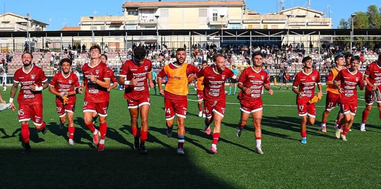 Real Aversa, vittoria di carattere col Gravina: Vono firma l’1-0 su rigore. Granata meno belli ma più compatti