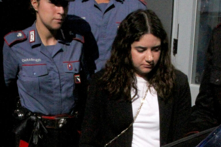 Neonati sepolti a Parma, la Procura impugna l’assoluzione di Petrolini per la morte del primo bimbo