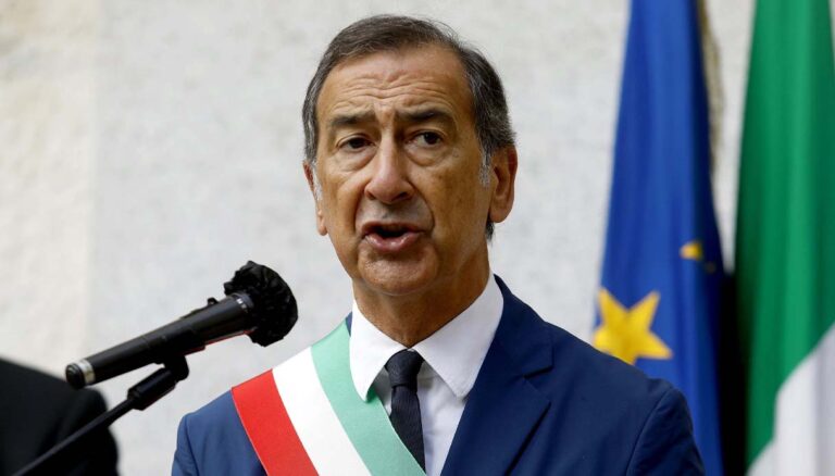 Scontri a Milano, il sindaco Sala: “Bene che arrivino i militari, ora controllo e repressione”